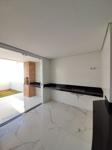 Imagem 4 de 21 de Casa Duplex À Venda, 3 Quartos, 1 Suíte, 2 Vagas, Rio Branco - Belo Horizonte/mg - 2029