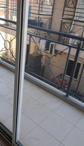 Alquiler Monoambiente Con Balcon Cuadra Y Media De Rivadavia Estacion Subte Linea A San Pedrito
