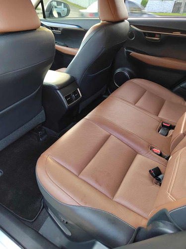 Imagen 11 de 14 de Lexus Nx300h .