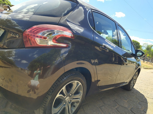 Imagem 10 de 15 de Peugeot 208 Griffe 1.6