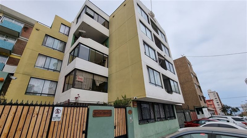 Departamento En Venta De 3 Dorm. En Antofagasta