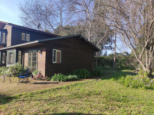 Casa En Venta De 2 Dorm. En Santo Domingo
