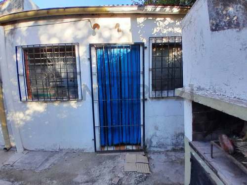 Venta De Casa De 4 Ambientes En Gral. Rodriguez - Bajo De Precio