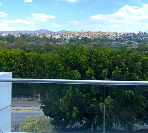 Casa Con Alberca Privada En Venta En Cumbre Del Lago