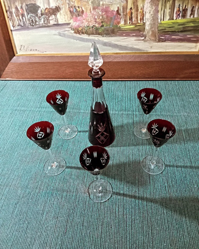 Juego De Botellón Y Copas De Cristal Checoslovaco (Usado)