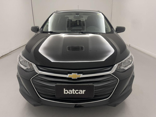 Chevrolet Onix plus Onix