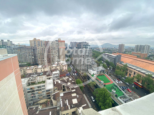 Vendo Departamento G. Mackenna A Pasos De Metro Cal Y Canto