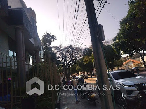 Imagen 17 de 18 de Consultorios En Venta Alcazares 815-2759