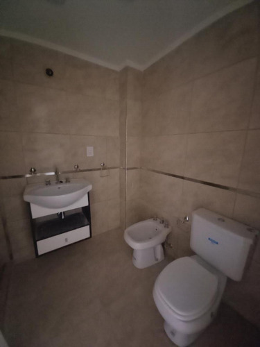 Imagen 14 de 18 de Departamento 2 Dormitorios En Venta - Constituyentes