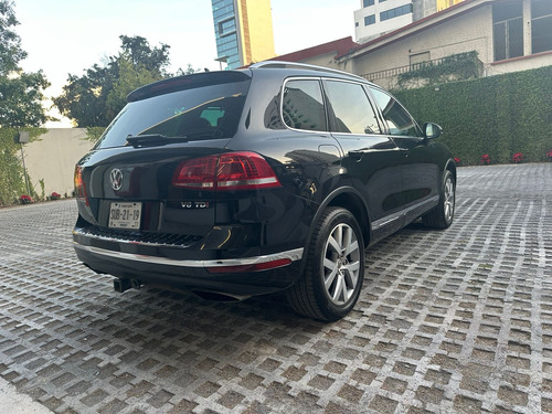 Volkswagen Touareg 3.0 V6 Tdi At