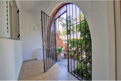 Venta Casa 5 Amb C/patio, Terraza Y Parrilla