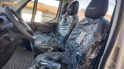 Imagem 10 de 15 de Iveco Daily 35-150 0km