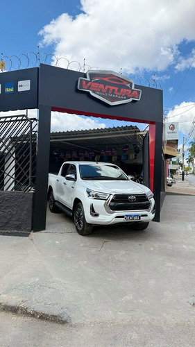 Toyota Hilux 2.8 Tdi Srx Cab. Dupla 4x4 Aut. 4p