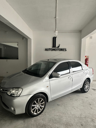 Toyota Etios 1.5 Sedan Xs
