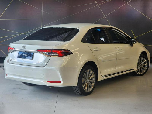 Toyota Corolla Xei 2.0