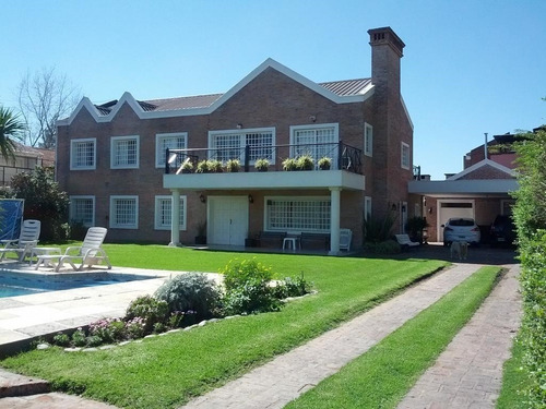Imagen 3 de 23 de Casa Chalet En Venta Ubicado En Punta Chica, San Fernando, G.b.a. Zona Norte