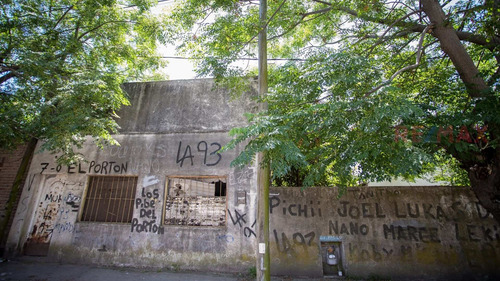 Imagen 1 de 5 de Venta Lote Con Galpon Refaccionar Berisso