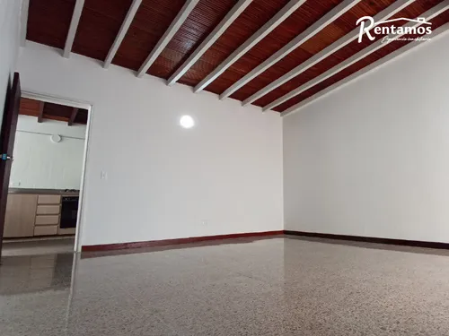 Oficina En Arriendo En Laureles. Cod A775204