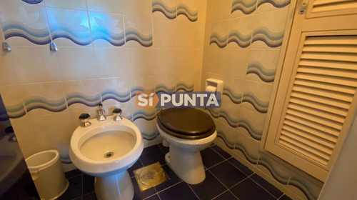 Imagen 20 de 30 de Apartamento En Playa Brava A La Venta