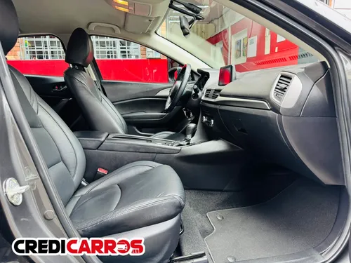 Mazda 3 2.0 Sport Touring