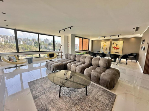 Se Vende Ph En La Urb. Lomas De La Alameda Con Vista Al Ávila Y 2 Terrazas.