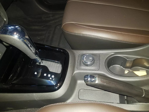 Imagen 12 de 19 de Chevrolet Trailblazer 4x4 At 3 Filas De Asientos 0km 2023 Go