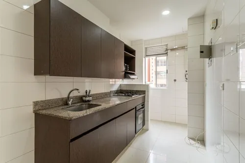 Edificio En Venta En Laureles. Cod V18067