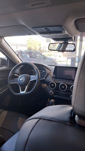 Nissan Sentra 2.0 Advance Cvt