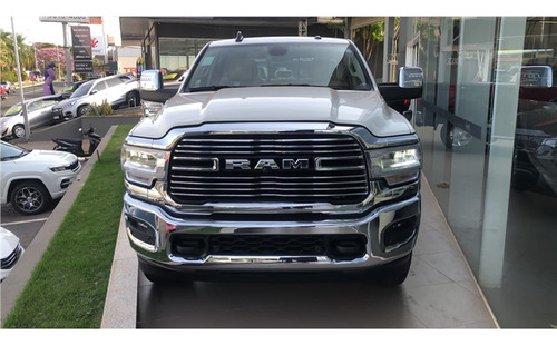 RAM 2500 6.7 I6 TURBO DIESEL LARAMIE CD 4X4 AUTOMÁTICO