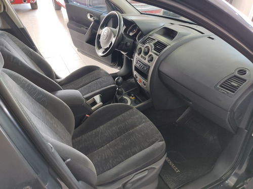 Imagen 14 de 18 de Megane Ii 2.0 Luxe