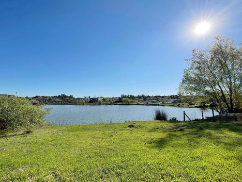 Imagen 20 de 30 de Casa En Venta En El Canton Barrio Norte A Laguna Con Pileta