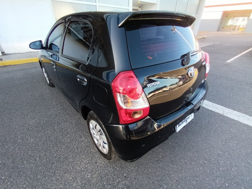 Imagen 16 de 21 de Toyota Etios 5 X Gnc 2020 Mr