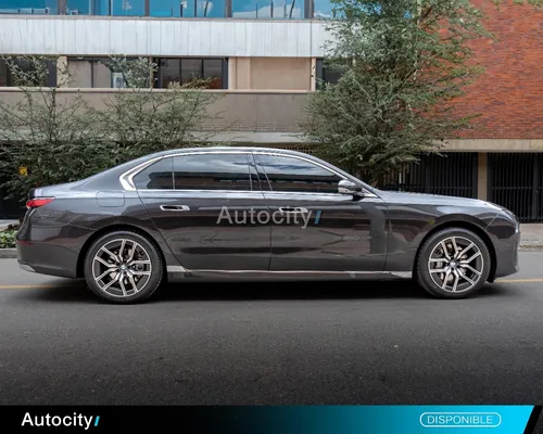 BMW Serie 7 3.0 740i