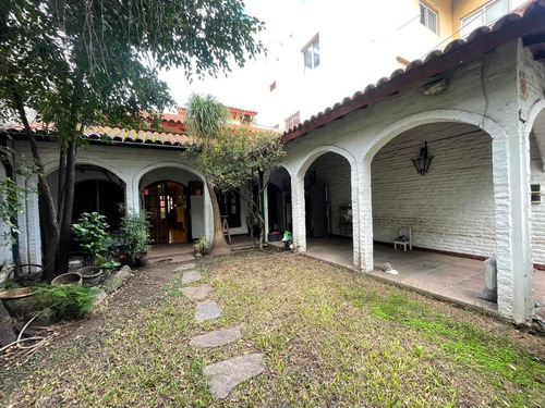 Av. Gral Paz 9600, Caba / Casa Lote Propio 8,66 X 32mts / Fondo Terraza Impecable 4 Ambientes / U$s 300.000