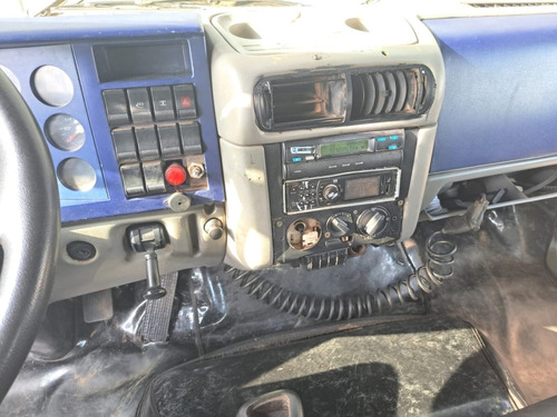 26-220 6x4 3-eixos 2p Caçamba 15 M3