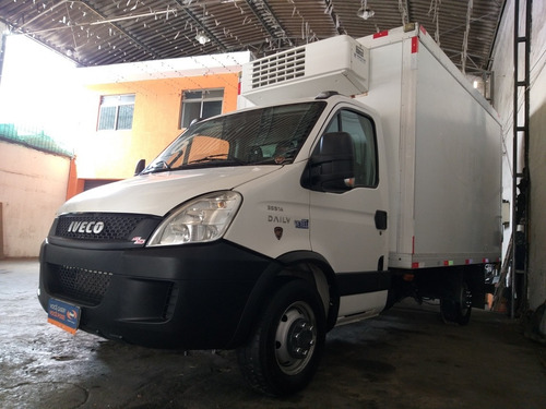 Iveco Daily Caminhonete Bau Refr