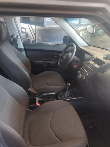 Imagen 6 de 11 de Kia Soul 2011 1.6 Classic 5mt