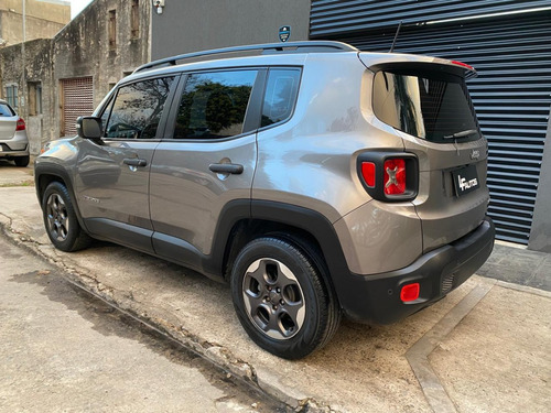 Jeep Renegade 1.8 Sport At