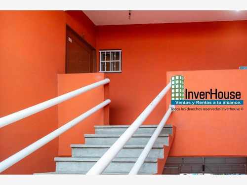 Imagen 2 de 12 de Oficina Comercial En Renta Renta Para Oficina O Consultorio En Av. Revillagigedo. Col. Centro.