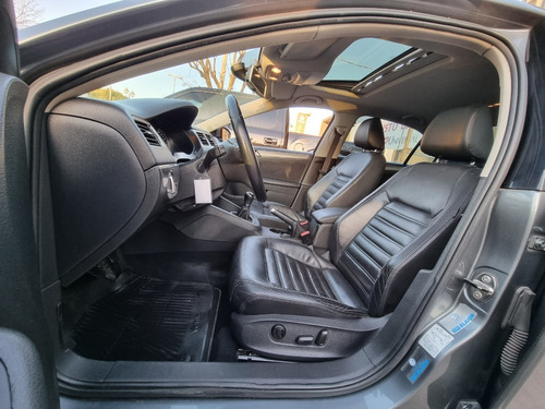 Imagen 5 de 15 de Volkswagen Vento 2.0 Tsi Sportline Mt6