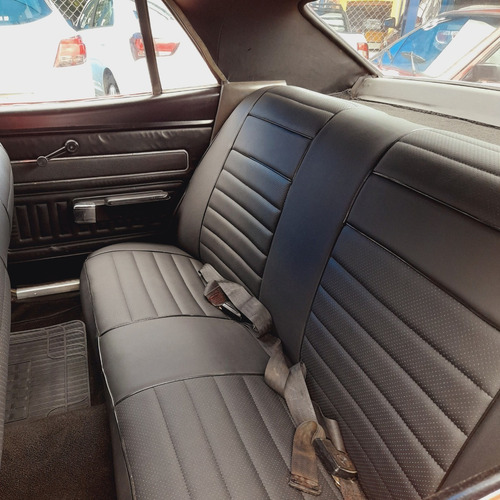 Ford Maverick V6 Deluxe 4 Portas
