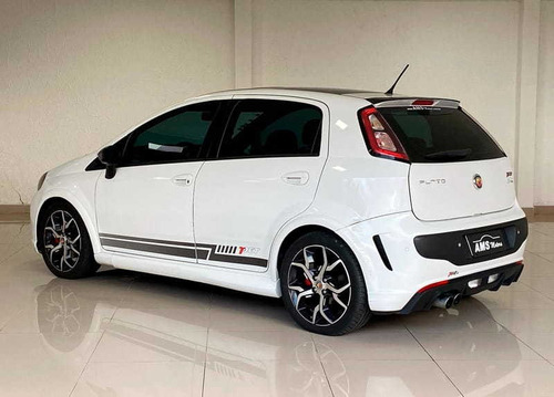 Imagem 2 de 11 de Fiat Punto T-jet 1.4 5p 2016