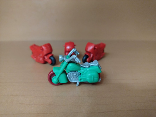 Motocicletas Kínder Sorpresa De Los 90´s. (Usado)