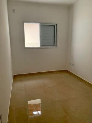 Imagem 8 de 14 de Casa Na Litoral Com 2 Quartos, Lado Praia. Praia Grande/sp