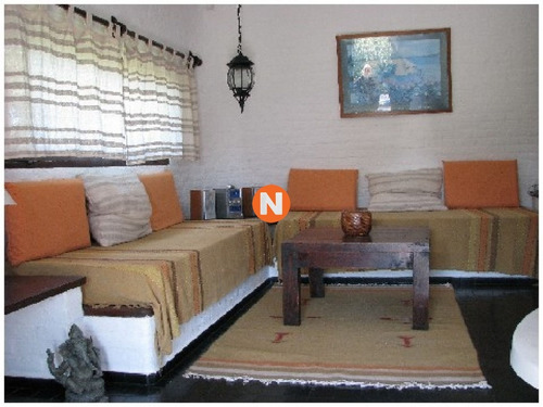 Casa En Venta Y Alquiler, Golf, Punta Del Este, 5 Dormitorios.- Ref: 209230