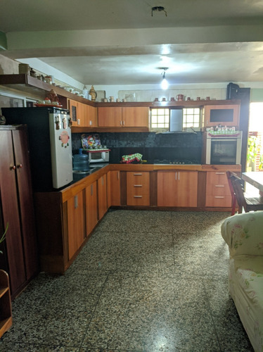 Imagen 2 de 14 de Casa En Venta Cumaná. Av Cancamure Villa Ayacucho