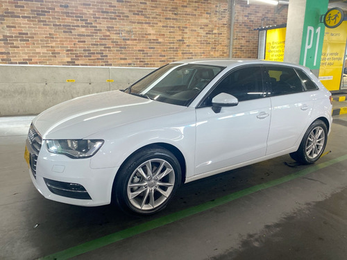 Imagen 5 de 25 de Audi A3 1.2 Turbo Hatchback 2014