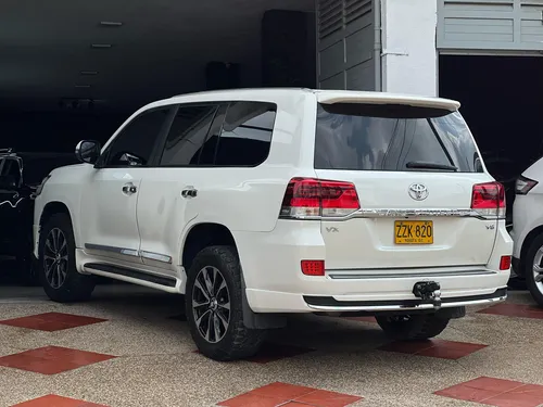 Toyota Land Cruiser 4.5 Vxr Lc200