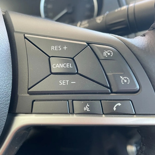 Imagen 7 de 25 de Nissan Frontier Platinum 4x2 At 2023