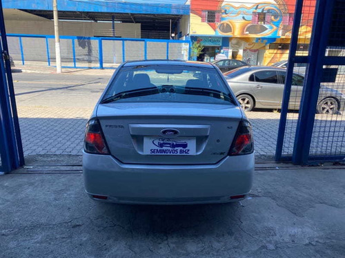 Imagem 4 de 12 de Ford Fiesta Sedan1.6flex 2014